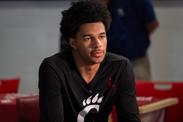 Five Star Cincinnati Bearcats Men's Basketball Commit Kam Mercer